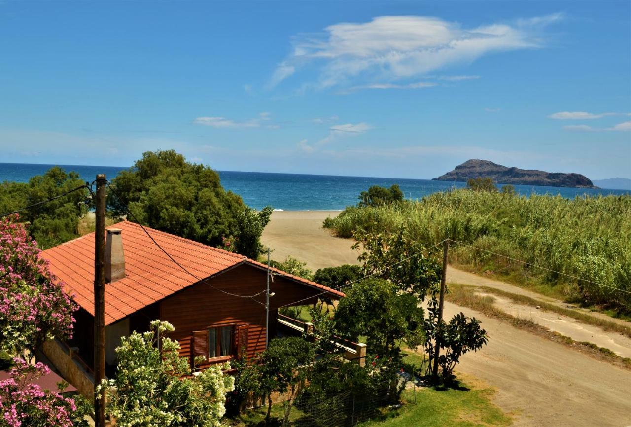 Wooden Beach House Villa Gerani  Exteriör bild